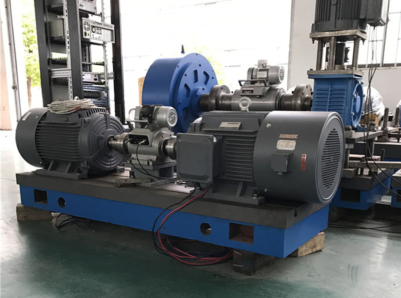 三相異步電機(jī)測(cè)試臺(tái)