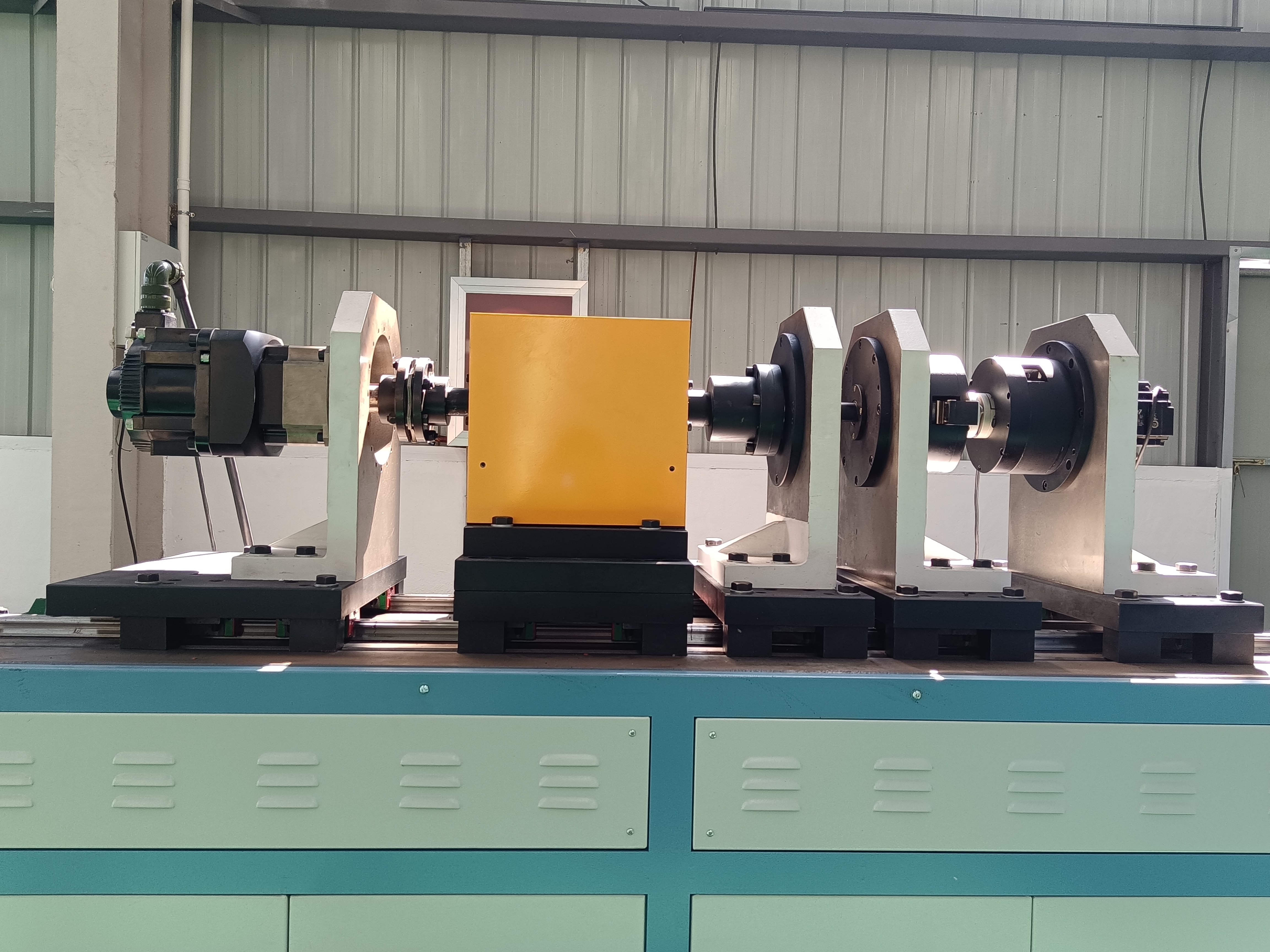 工業(yè)機器人用精密減速器中最小極限壽命及空載傳動過程誤差